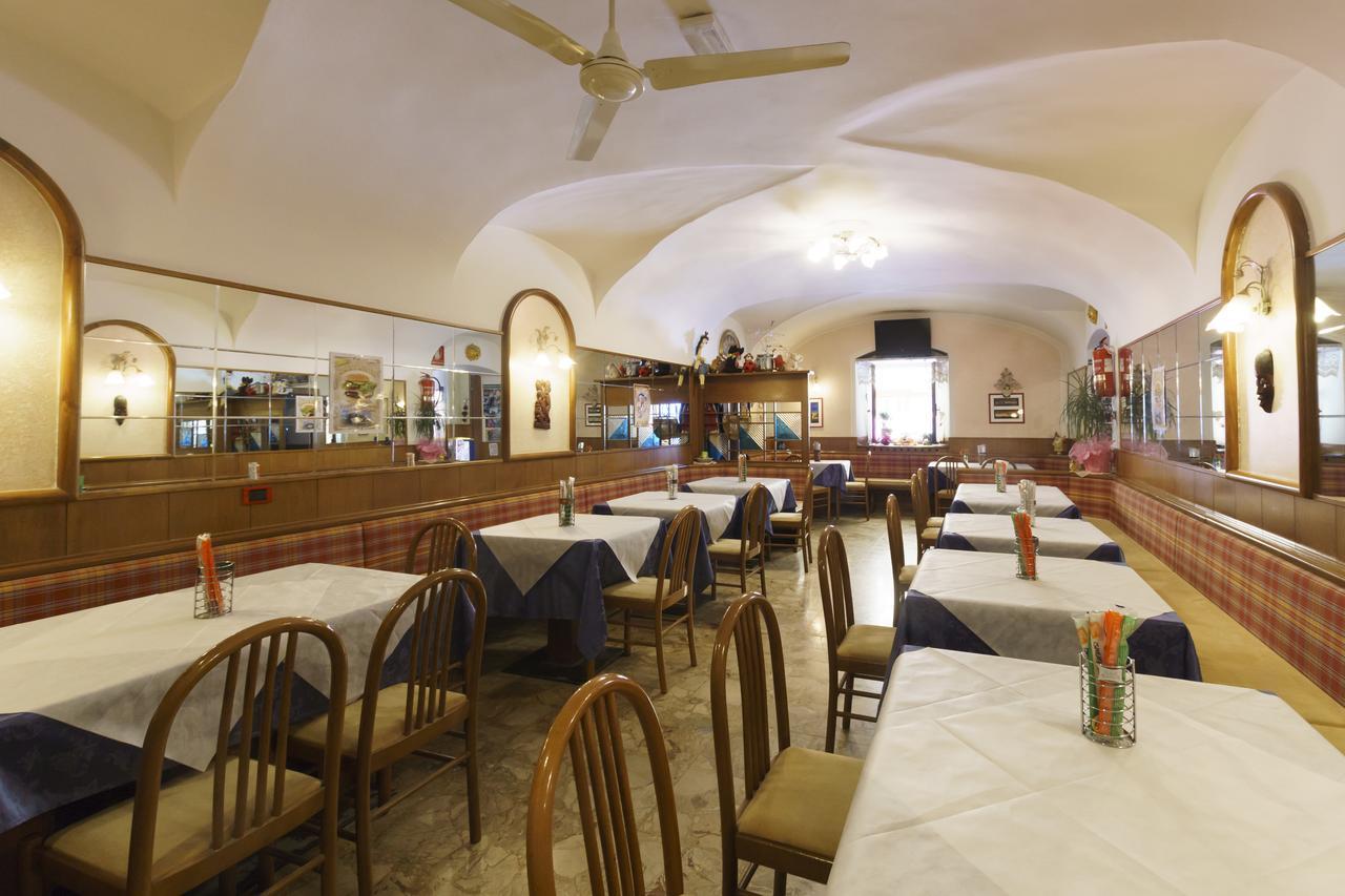 Albergo Roncone Exteriér fotografie