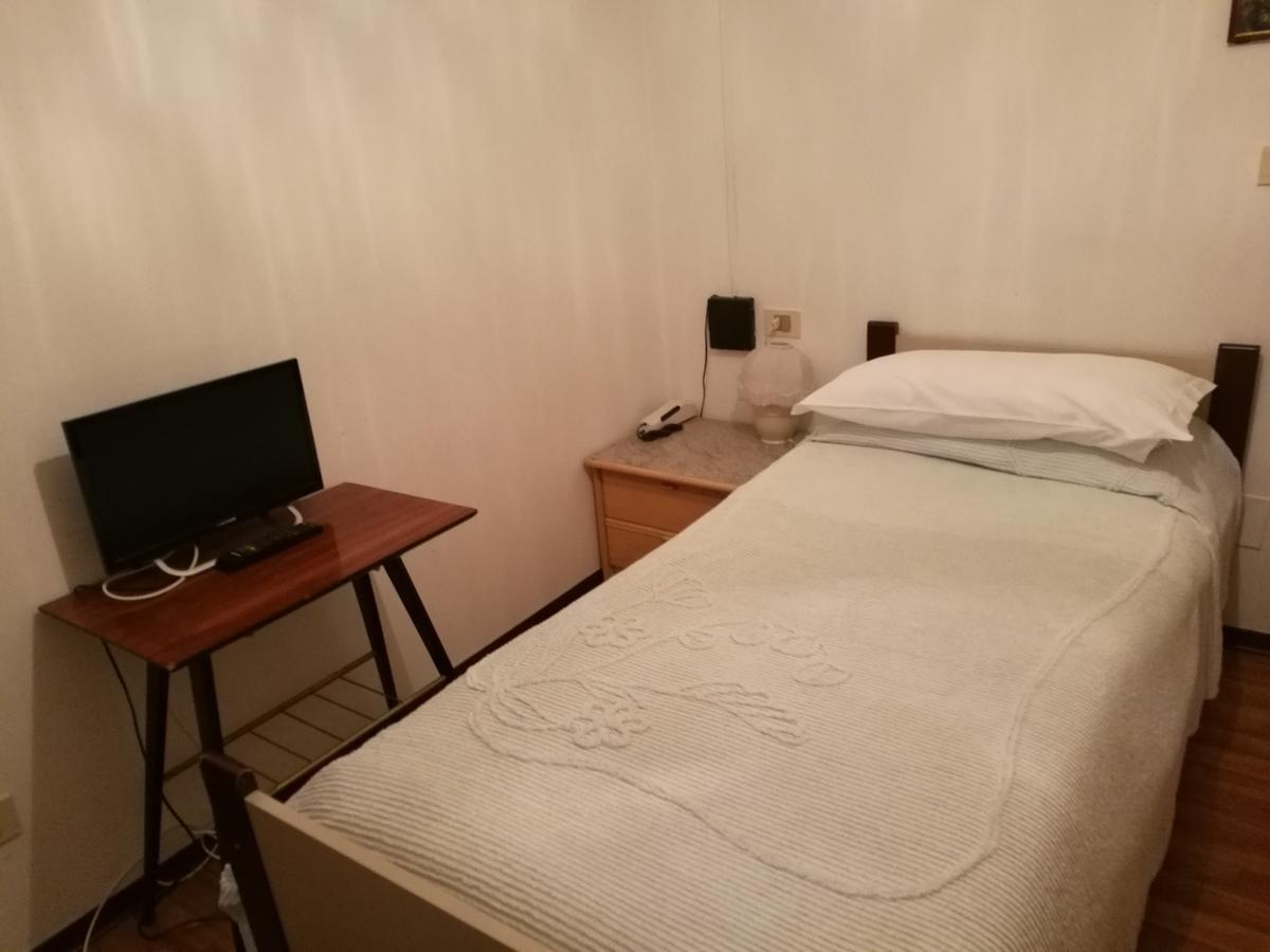 Albergo Roncone Exteriér fotografie