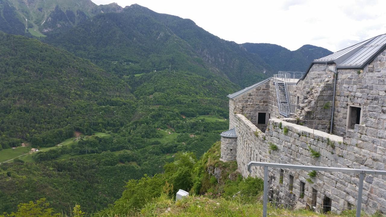 Albergo Roncone Exteriér fotografie