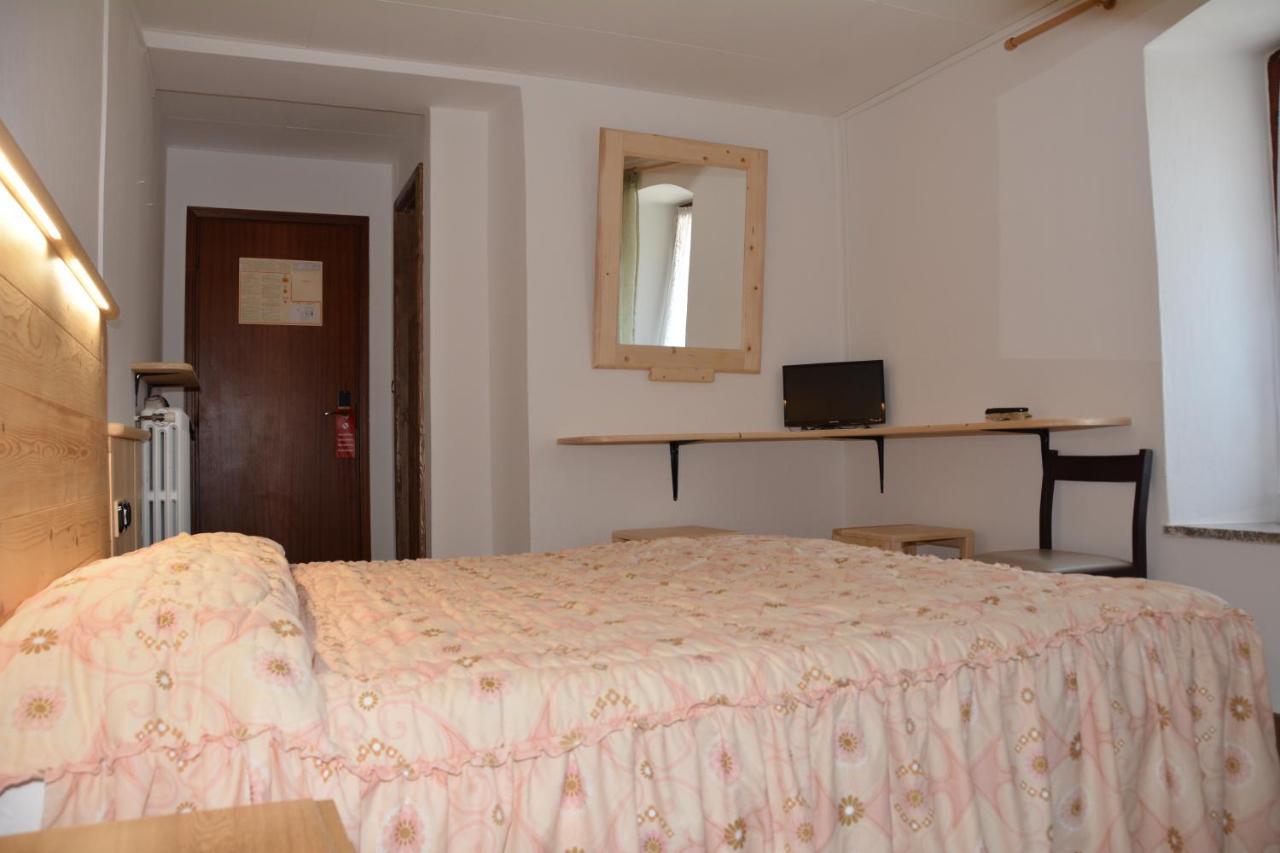 Albergo Roncone Exteriér fotografie
